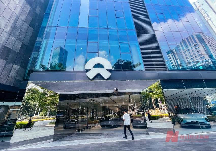 蔚來重組智能駕駛研發部？官方暫未回應，專家：為適應大模型發展趨勢