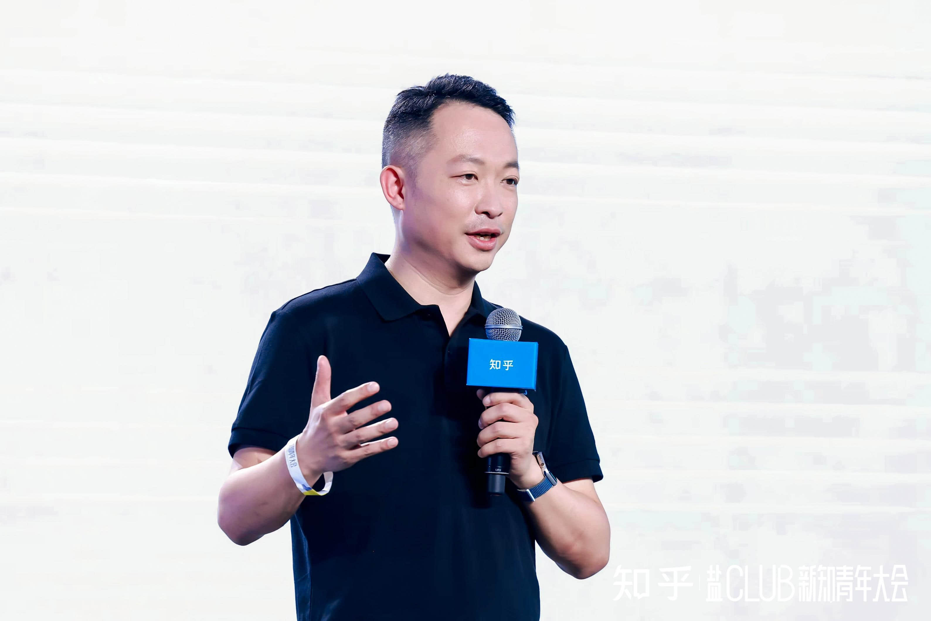 知乎周源：AI搜索是生產力工具，也是發現世界的連接器